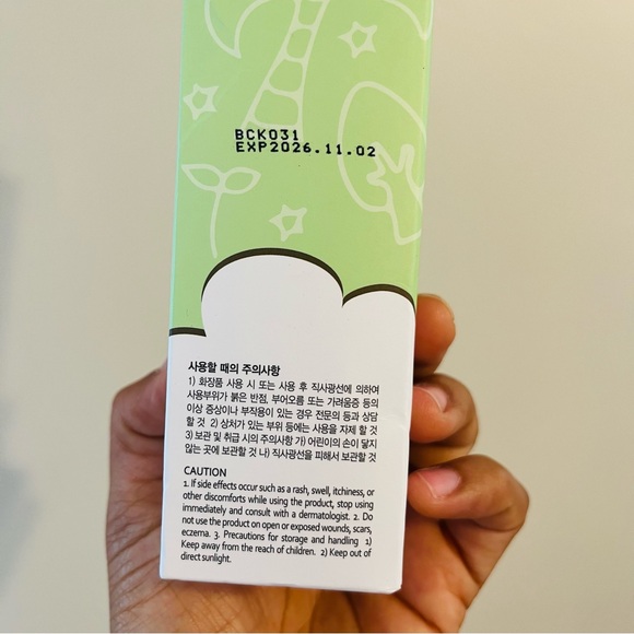 Esfolio Pure Skin Snail Cleansing Foam 5.29 oz/150g - Picture 5 of 7